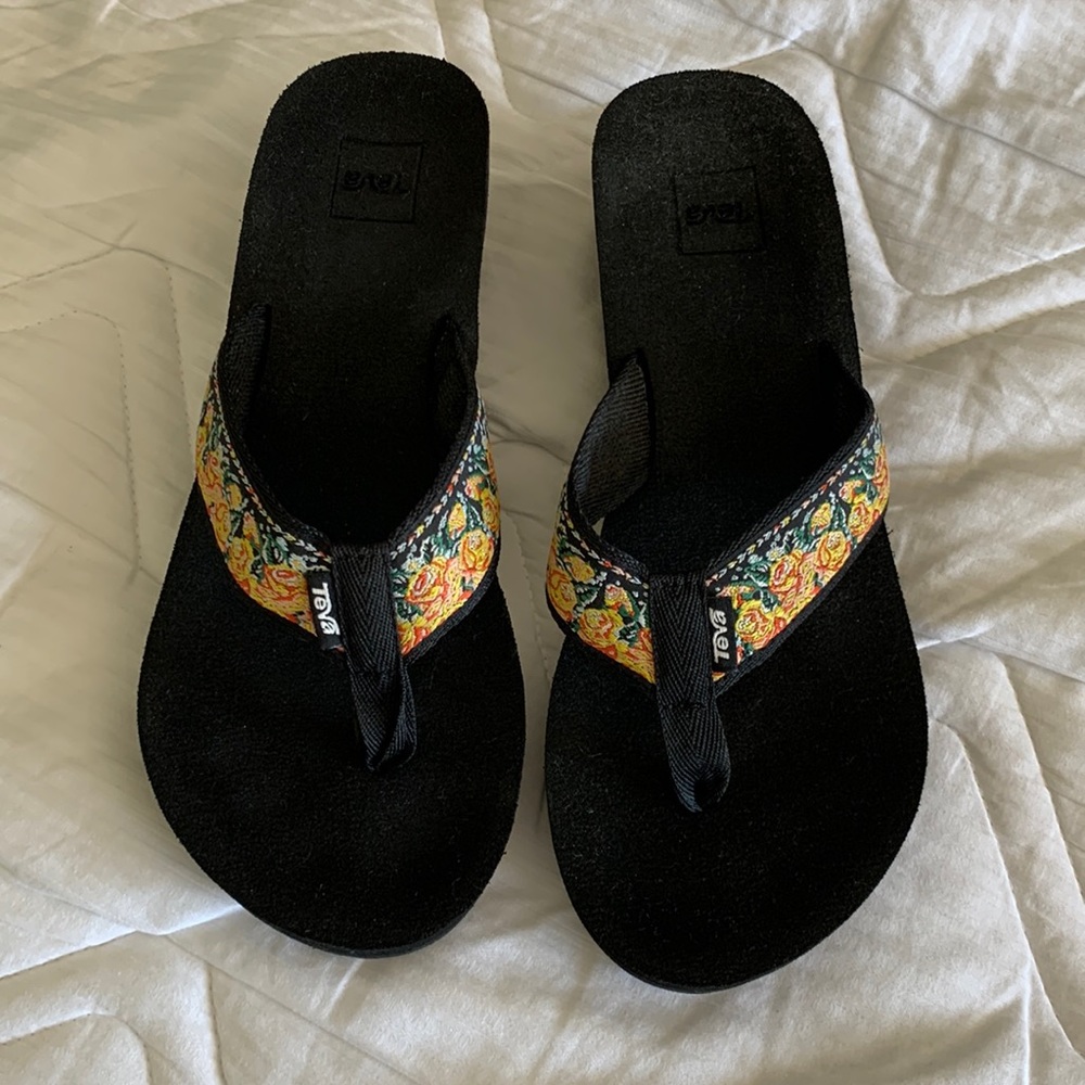 Teva Wedge Flip Flops, size 9